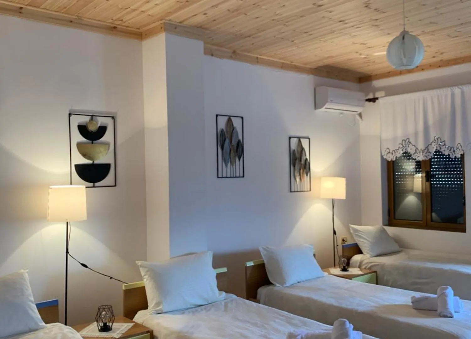 Stonetale Garden Guesthouse Gjirokaster
