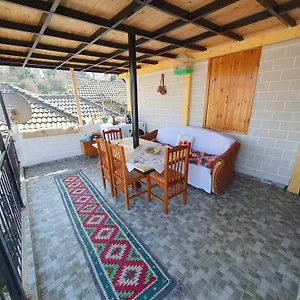Guest house 