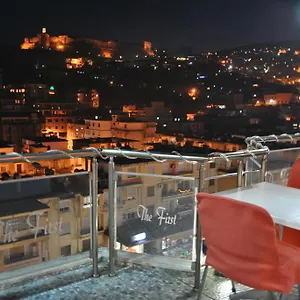 Hotel The First, Gjirokastër